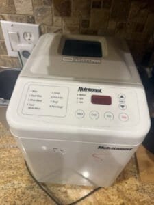 a basic feature bread machine