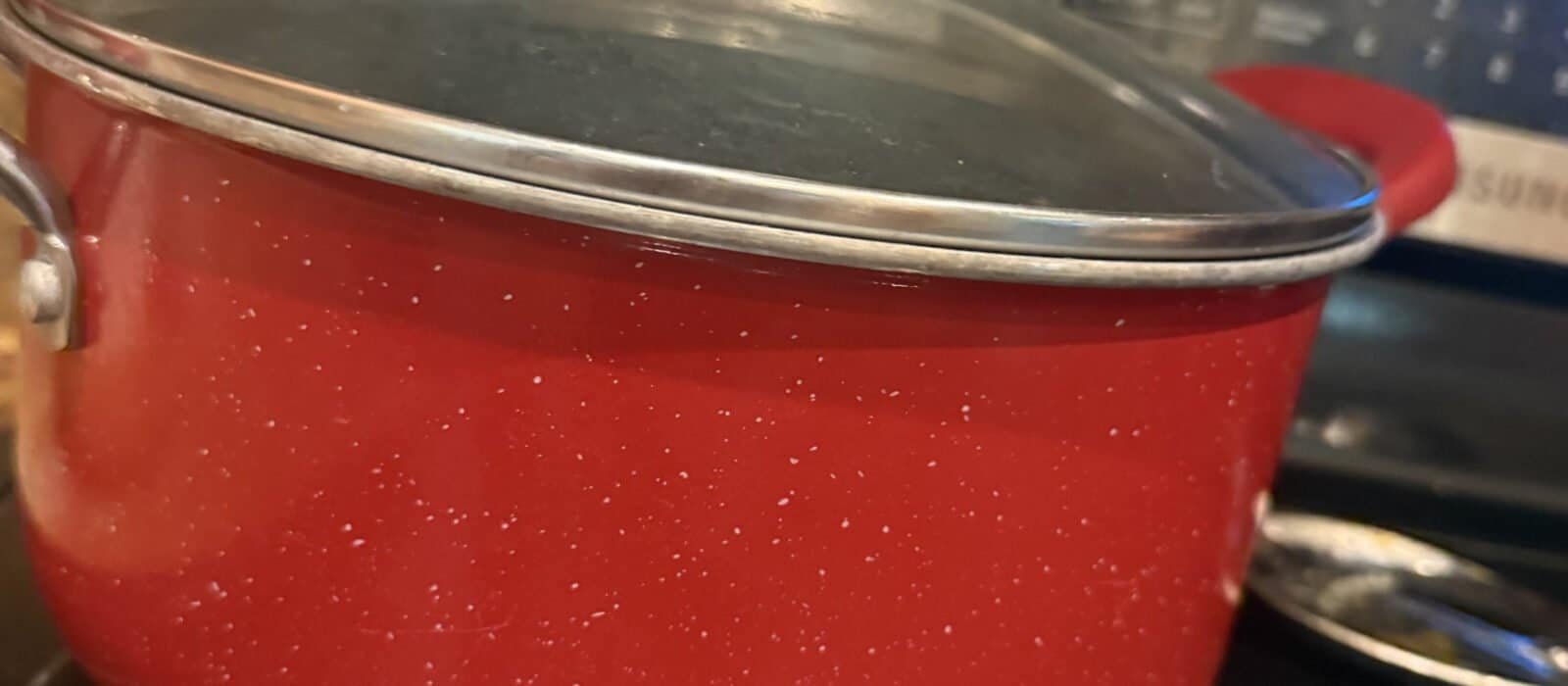 How to Preheat a Dutch Oven: The Advice That Wrecks Coated Pots