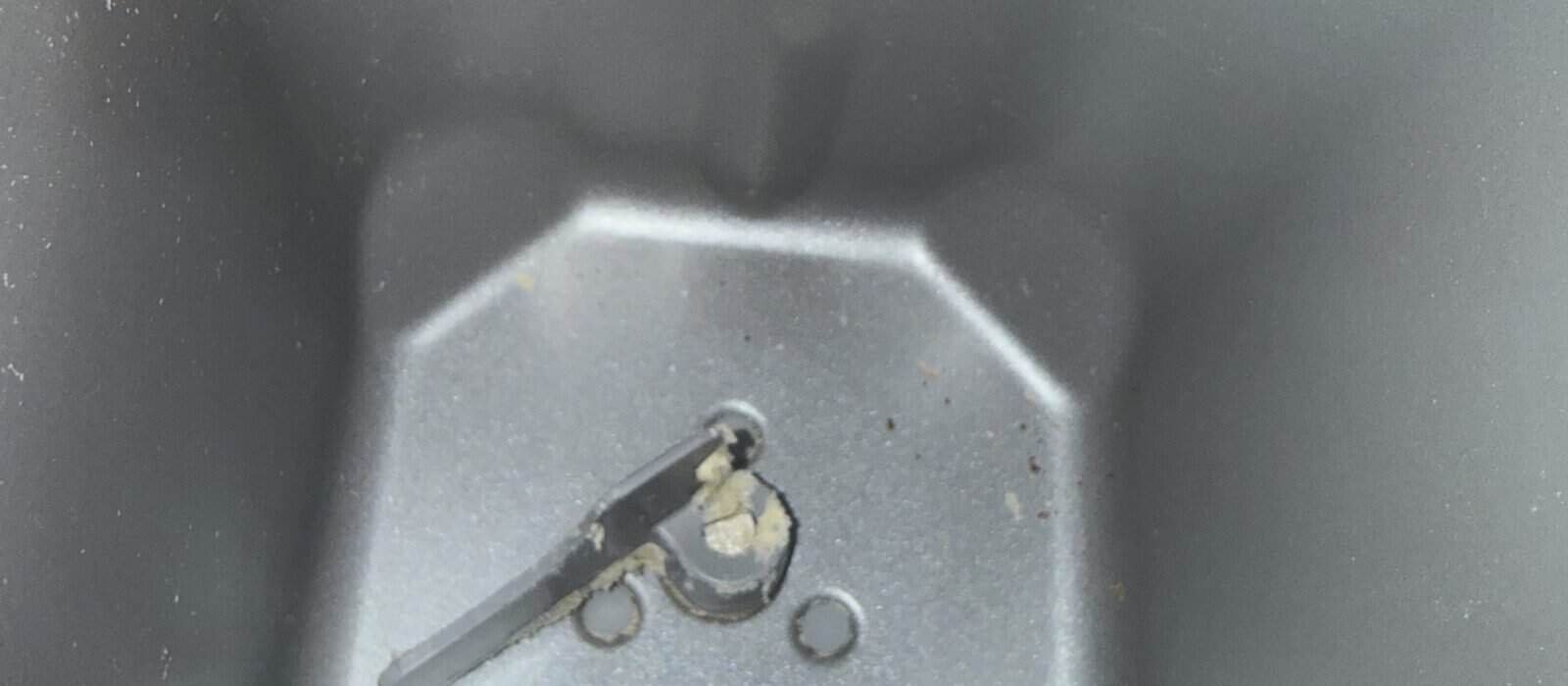 How to Clean a Bread Machine in 2026: The Pan Comes Out, the Machine Gets Wiped