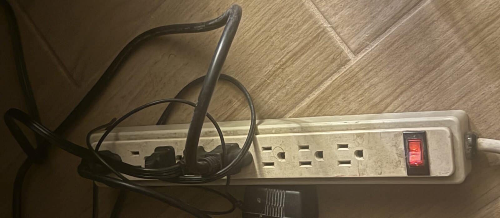 Best Surge Protectors and Power Strips in 2026: Joules, Outlet Spacing, and What Actually Fails