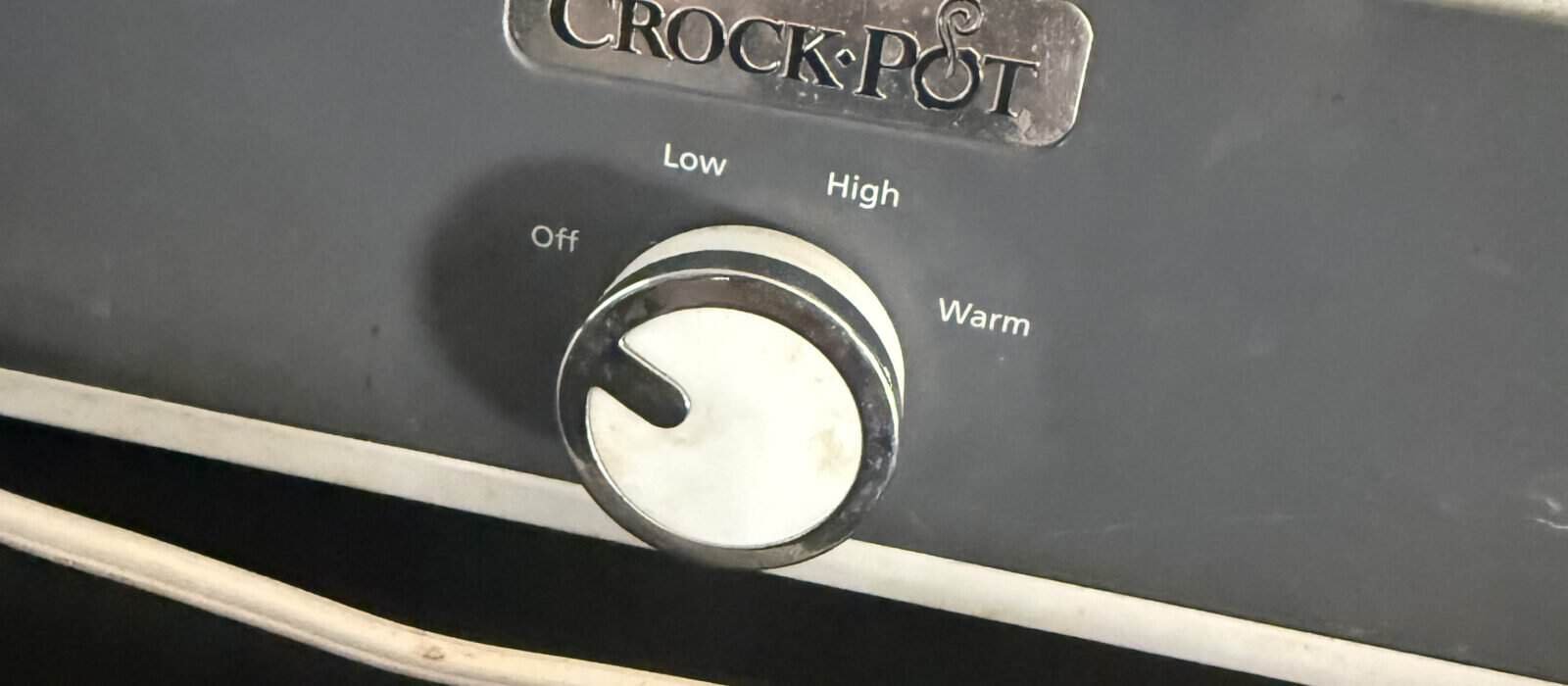 Do You Need a Programmable Slow Cooker in 2026: Five Years With a Simple One