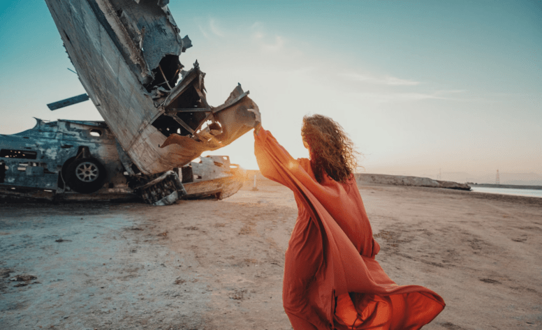 Should You Wear an Abaya in Saudi Arabia if You're a Tourist