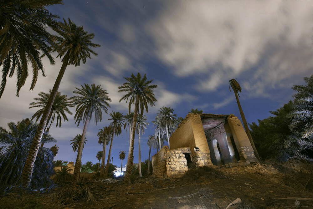 Palm trees and mudbrick houses in Saudi tourism hidden gem, Al Ahsa Oasis - (Credits UNESCO World Heritage Centre)