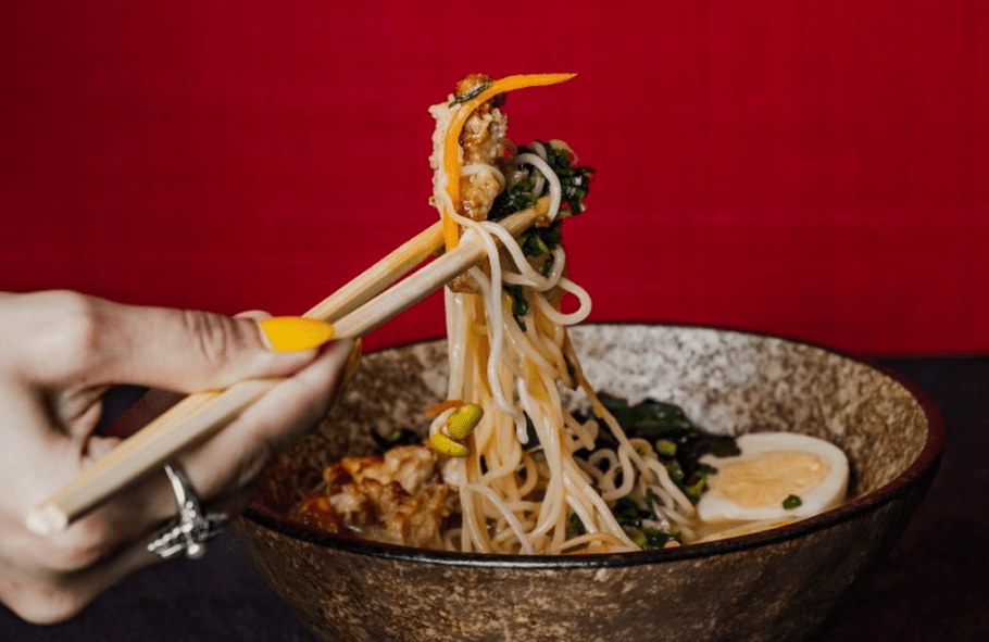 Slurp your way through cozy corners and rich broths—discover soul-warming bowls that bring Japan to Saudi Arabia. – (Credits: TOR)