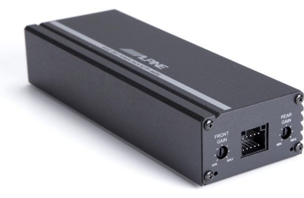 Image of Alpine KPA-445U mini amplifier controls