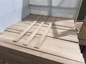 Staves chêne massif français 920 x 47 x 7 mm – 3e choix – palette 2848 pcs – KD