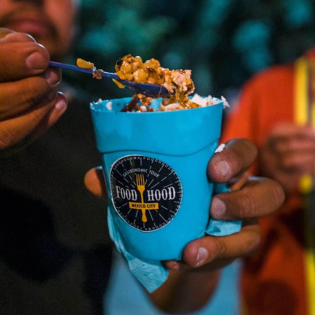 Night street food bike tour, Mexico City, Street food, Biking, Tour, Culture, Local, Tasty, Adventure, Exploration, Authentic, Gastronomy, Landmarks, Hidden gems, Nightlife, Illuminated, Vibrant, Colors, Foodie.