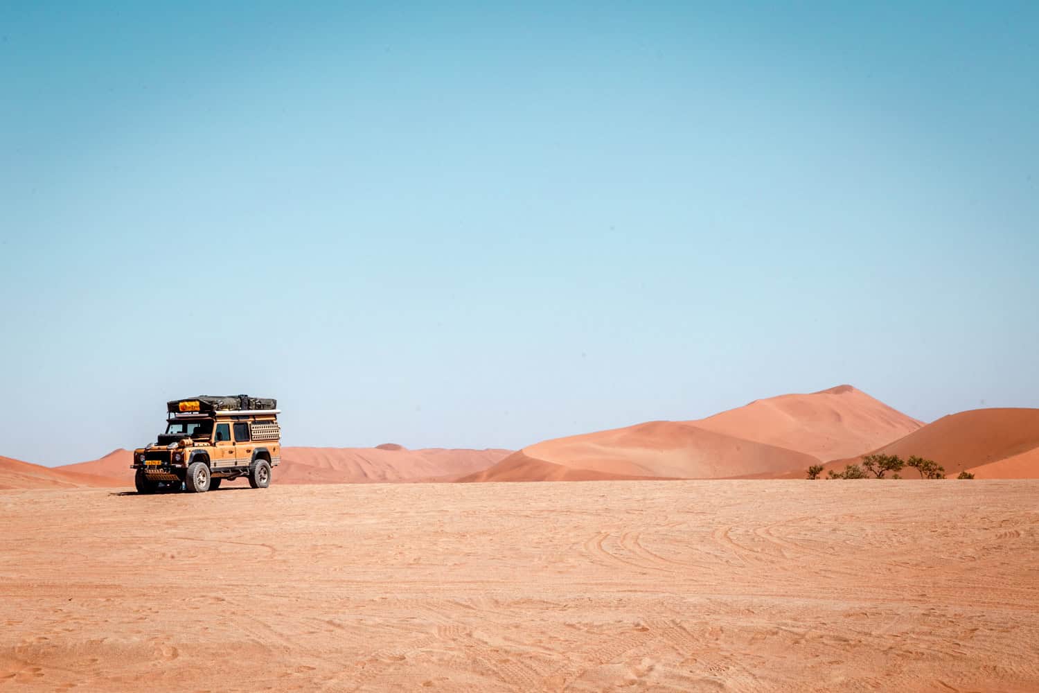 Namibia-visit Sossusvlei- self drive