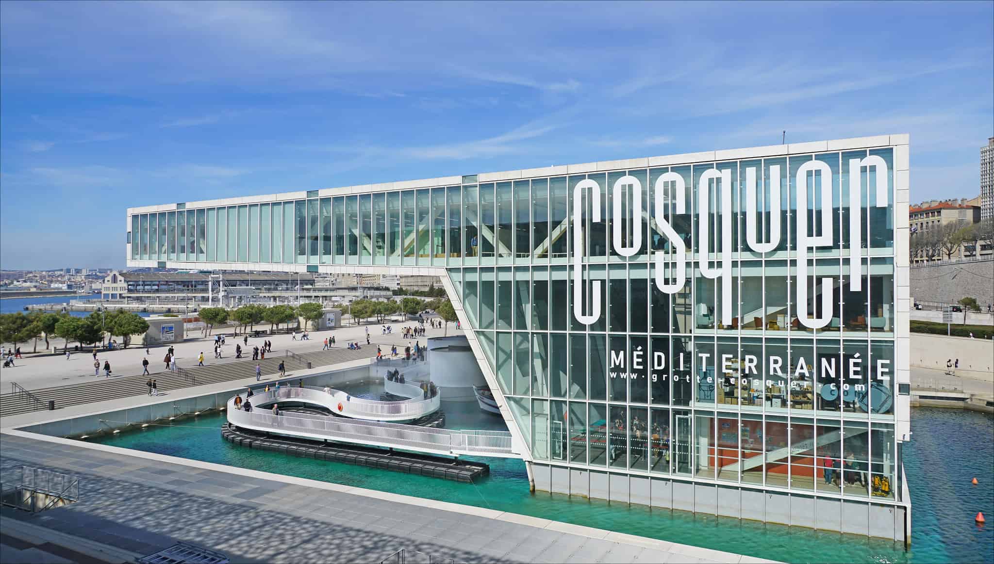 Le centre 'Cosquer Méditerranée' à Marseille by dalbera is licensed under CC BY 2.0.