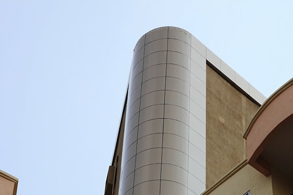 ACP sheet application on building