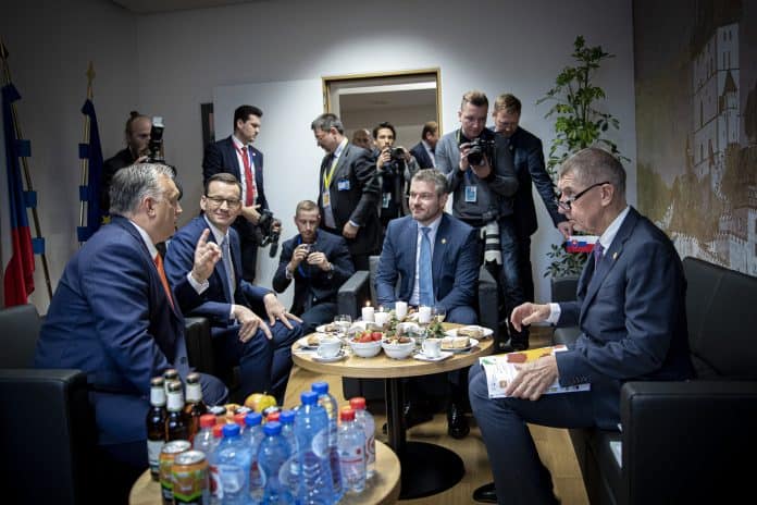 PELLEGRINI, Peter; ORBÁN Viktor; MORAWIECKI, Mateusz; BABIS, Andrej