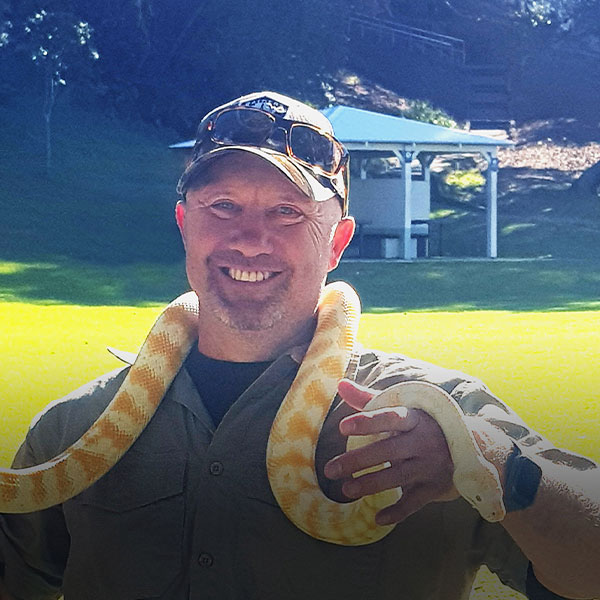 splendour tailored tours guide Grant