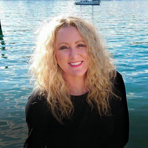 splendour tailored tours guide peta