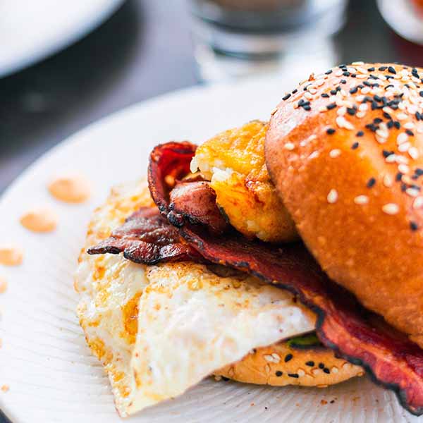 Breakfast at a cafe