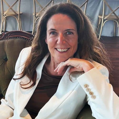 splendour tailored tours guide Paula