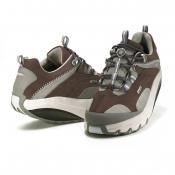 MBT&rsquo;s new-look AW08 range with high boots