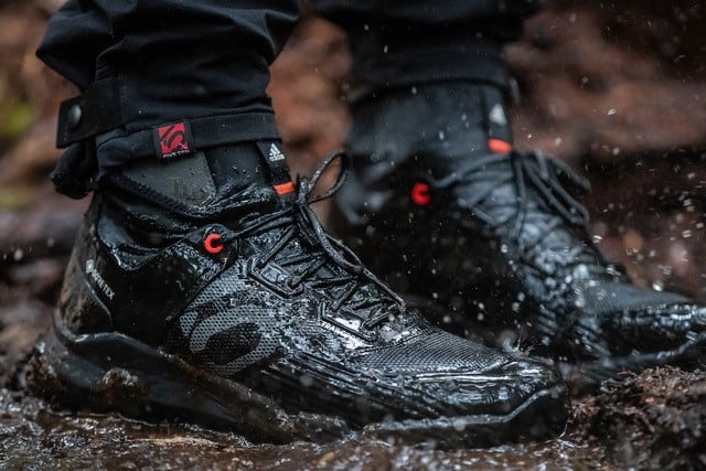 Five Ten introduces the new Trailcross GTX&mdash;The ultimate wet weather riding shoe