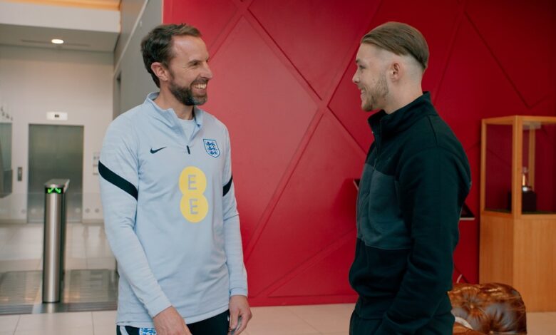 EE and The FA enroll 100,000 new volunteers to support grassroots football
