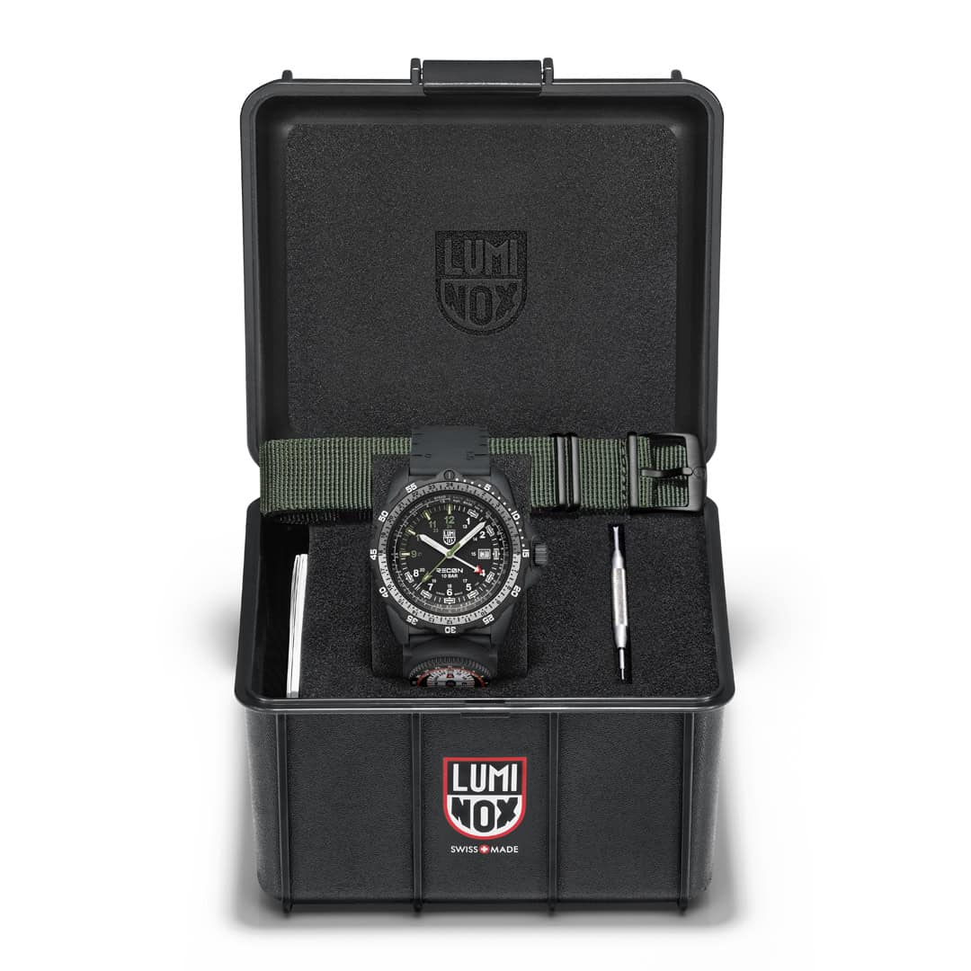 Luminox