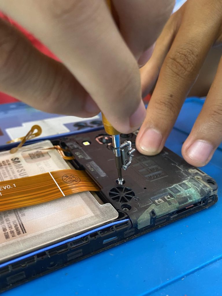 phone repair 5