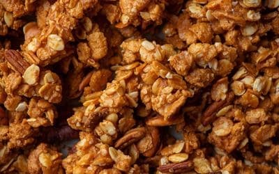 Delicious granola made with maple syrup, perfect for festive breakfasts and snacks this Christmas.