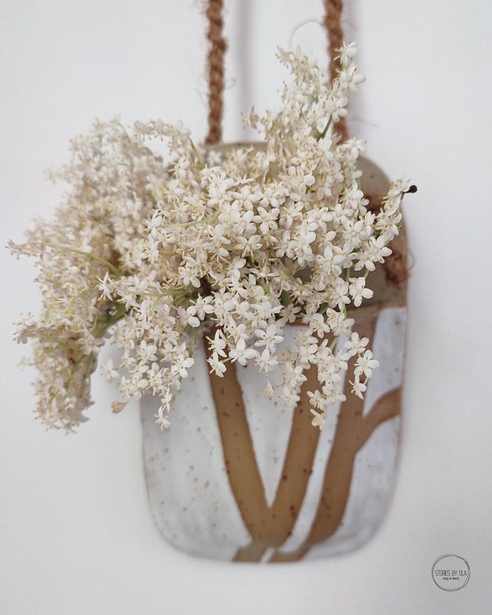 flower pocket with white geo stripes