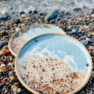 coastline-plates-by-the-sea