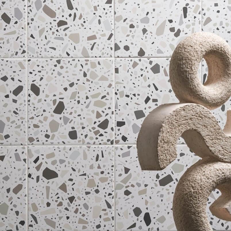 Skala LIght Greige Terrazzo Wand