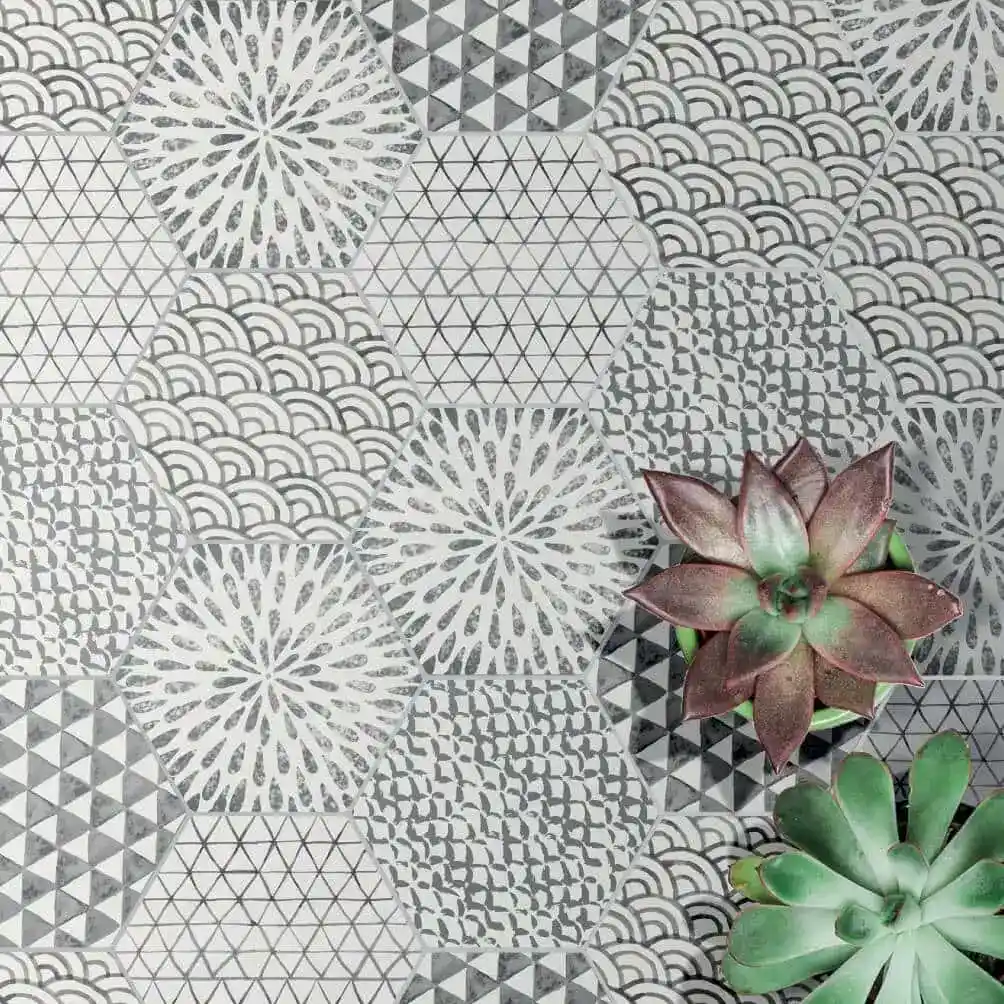 Allain Artsy Feinsteinzeug-Plättli Handbemalt