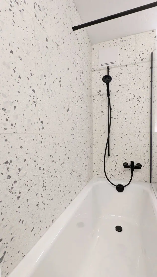 Kundenstory weisse terrazzo fliesen badewanne