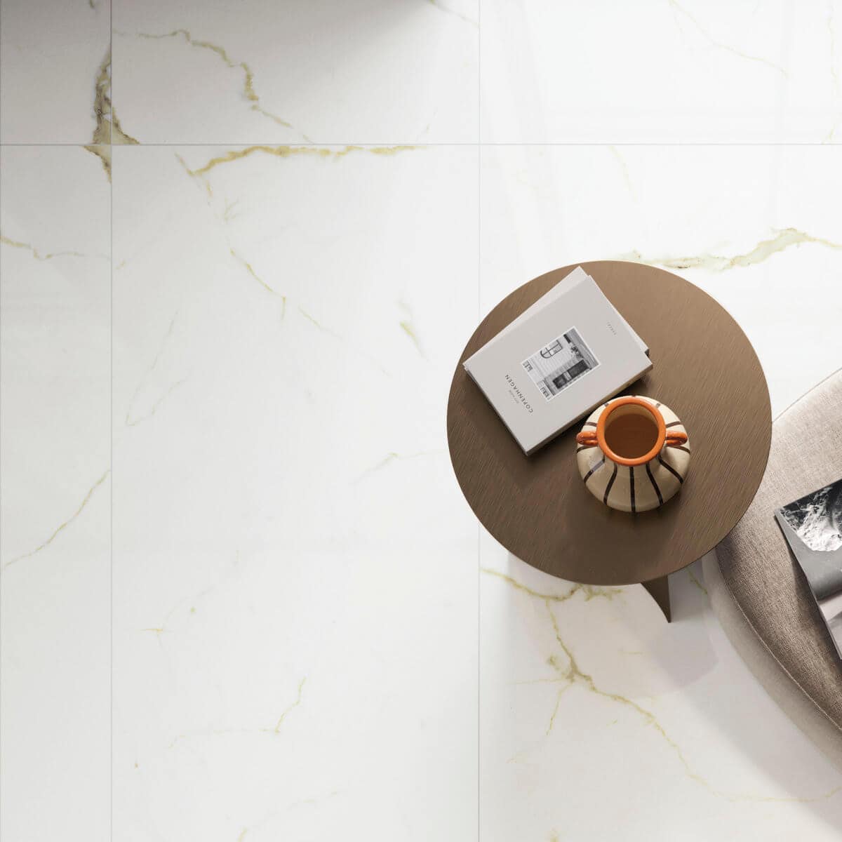 Weisse Marmorfliese im Wohnzimmer