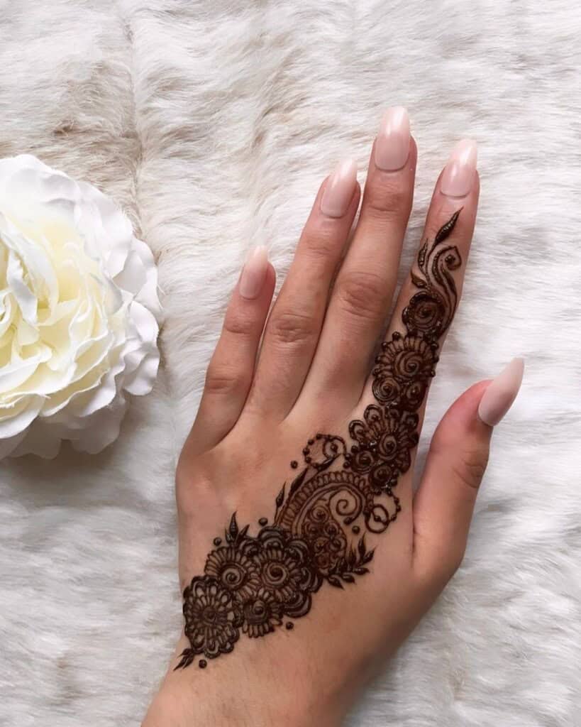 mehndi designs