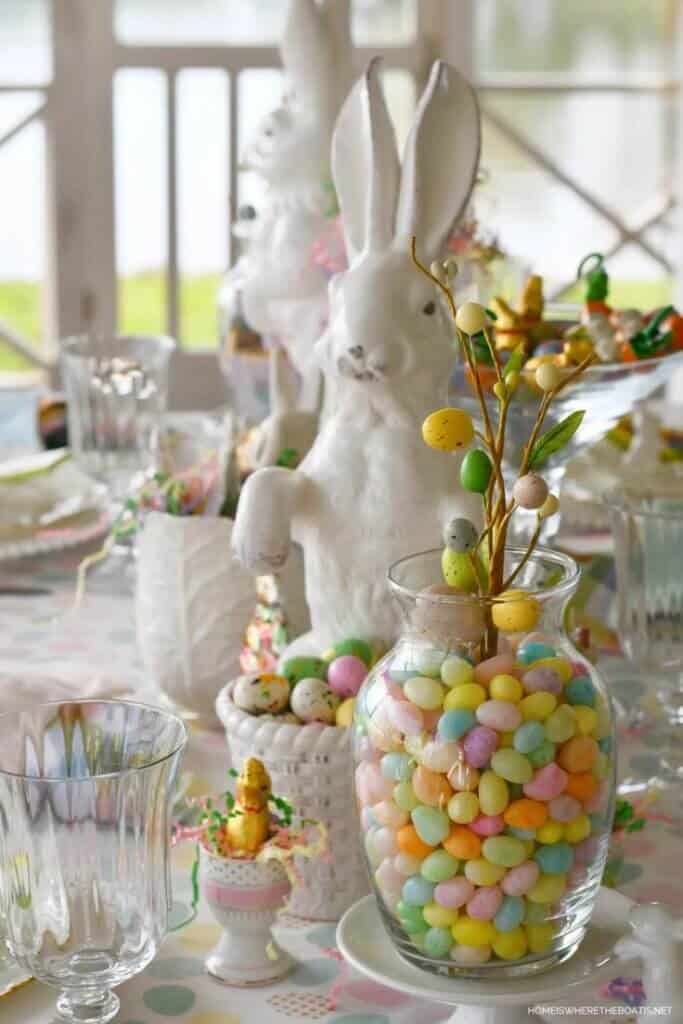 EASTER DECORATIONS
