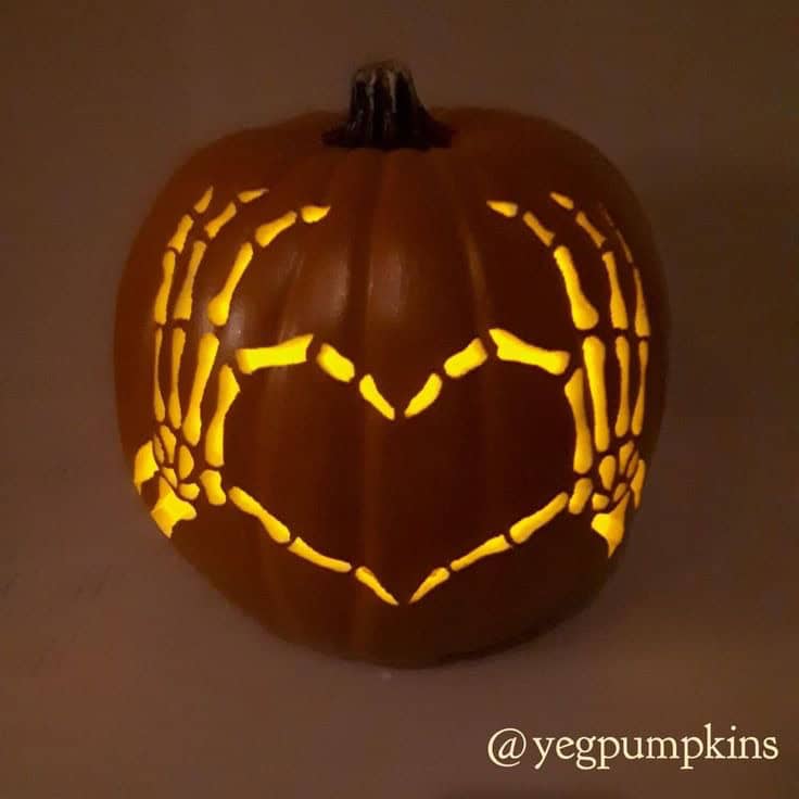 42 CREATIVE & FUN HALLOWEEN PUMPKIN CARVING IDEAS