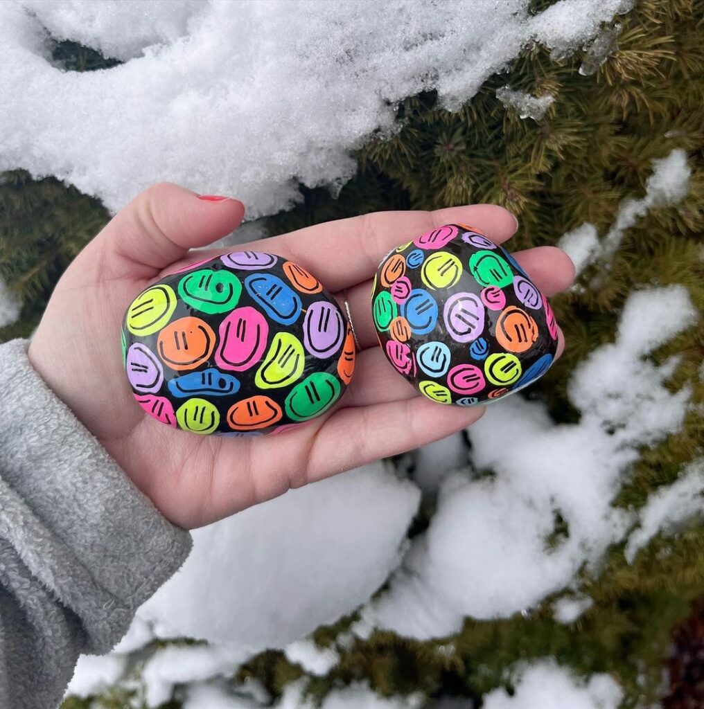 40+ BEST ROCK PAINTING IDEAS FOR SUMMER
