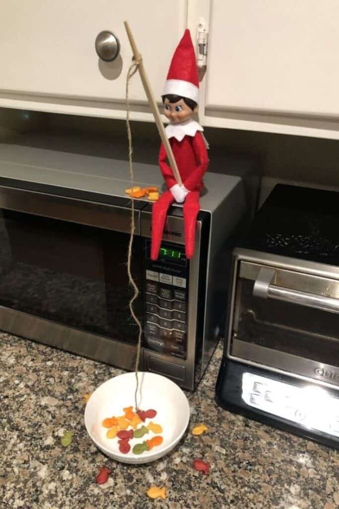LAST-MINUTE ELF ON THE SHELF IDEAS