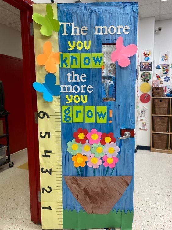 CLASSROOM DOOR IDEAS