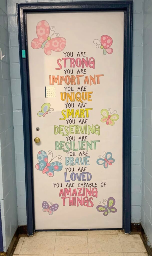 CLASSROOM DOOR IDEAS