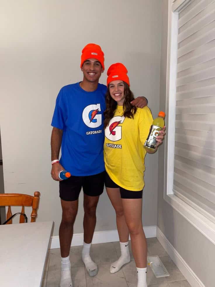 COUPLES HALLOWEEN COSTUME IDEAS