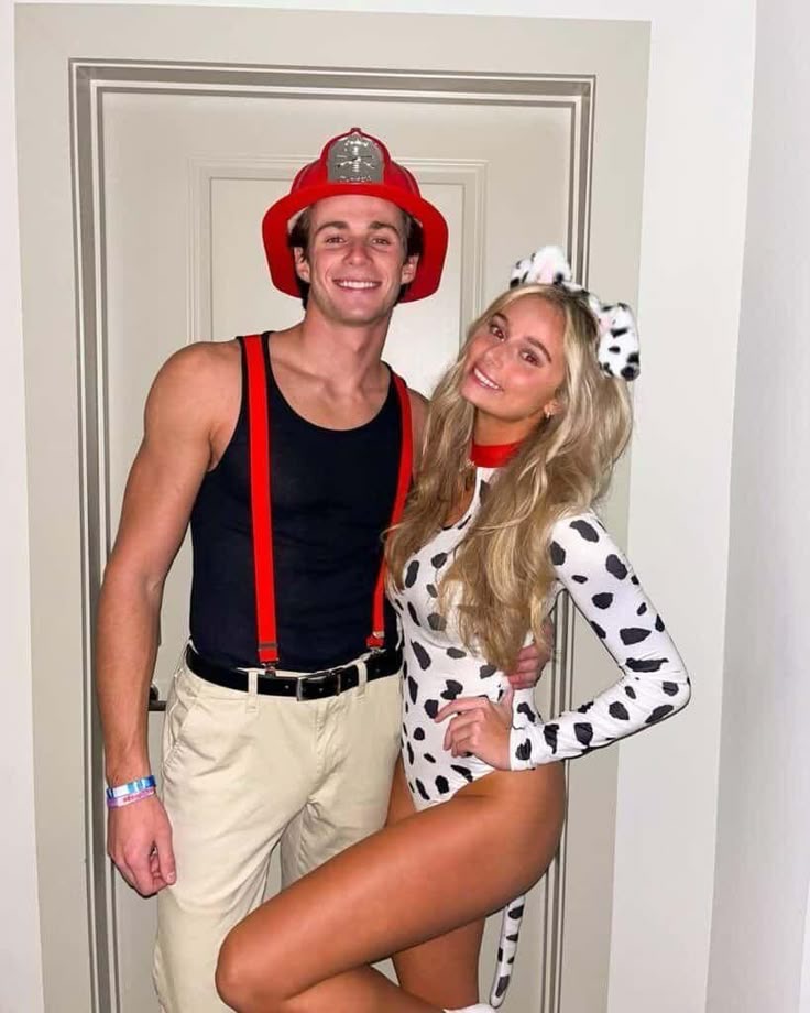 COUPLES HALLOWEEN COSTUME IDEAS