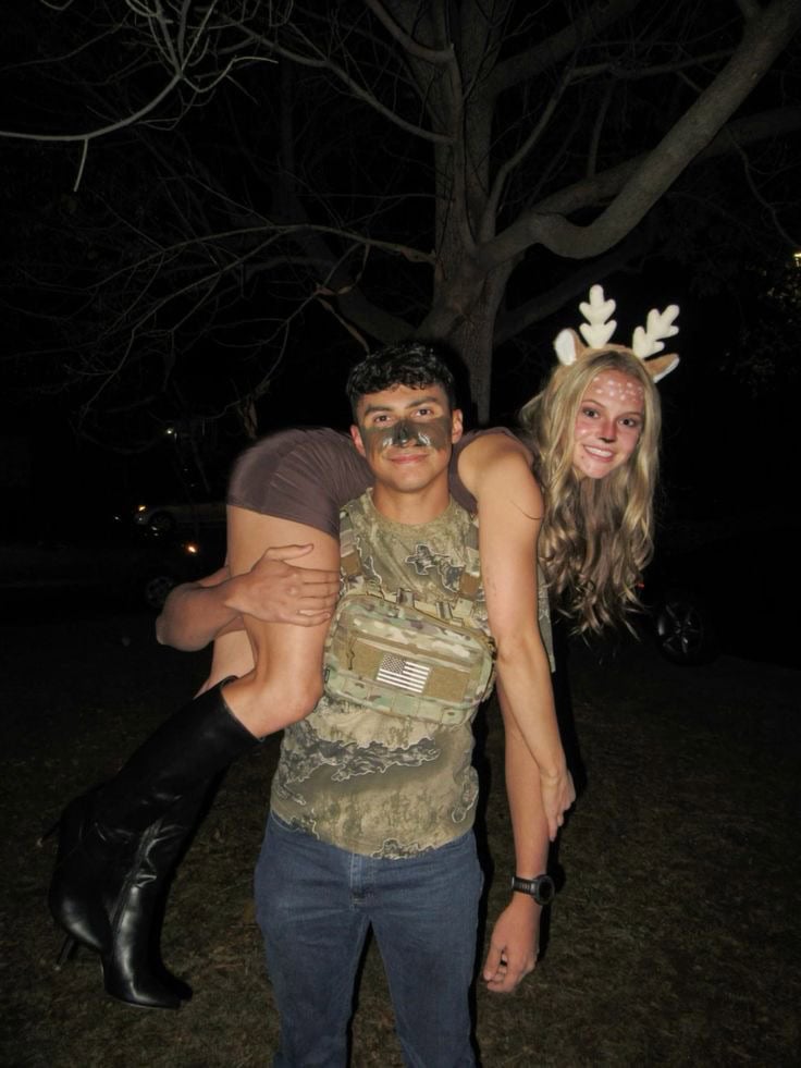 COUPLES HALLOWEEN COSTUME IDEAS