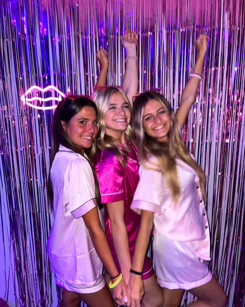 21ST BIRTHDAY PARTY IDEAS