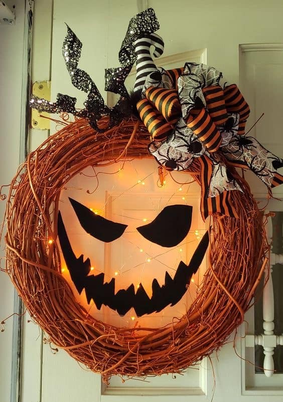DIY HALLOWEEN DECORATIONS