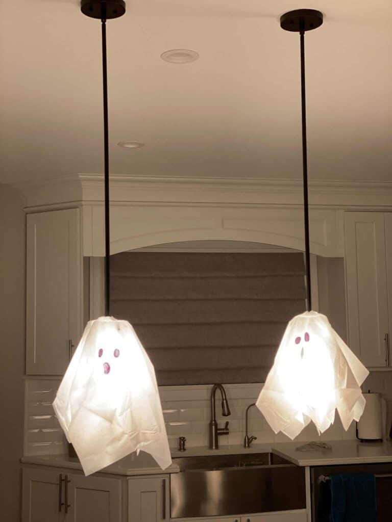 DIY HALLOWEEN DECORATIONS