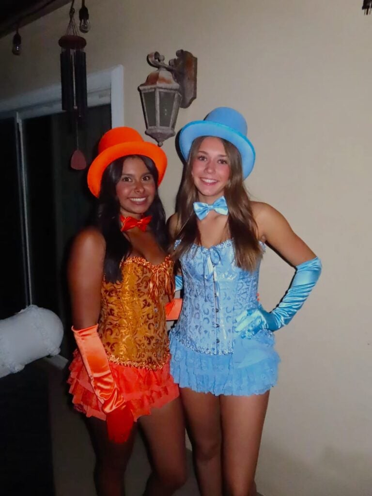 trendy duo halloween costumes
