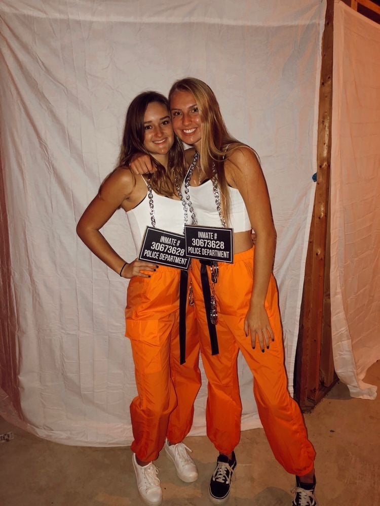 trendy duo halloween costumes