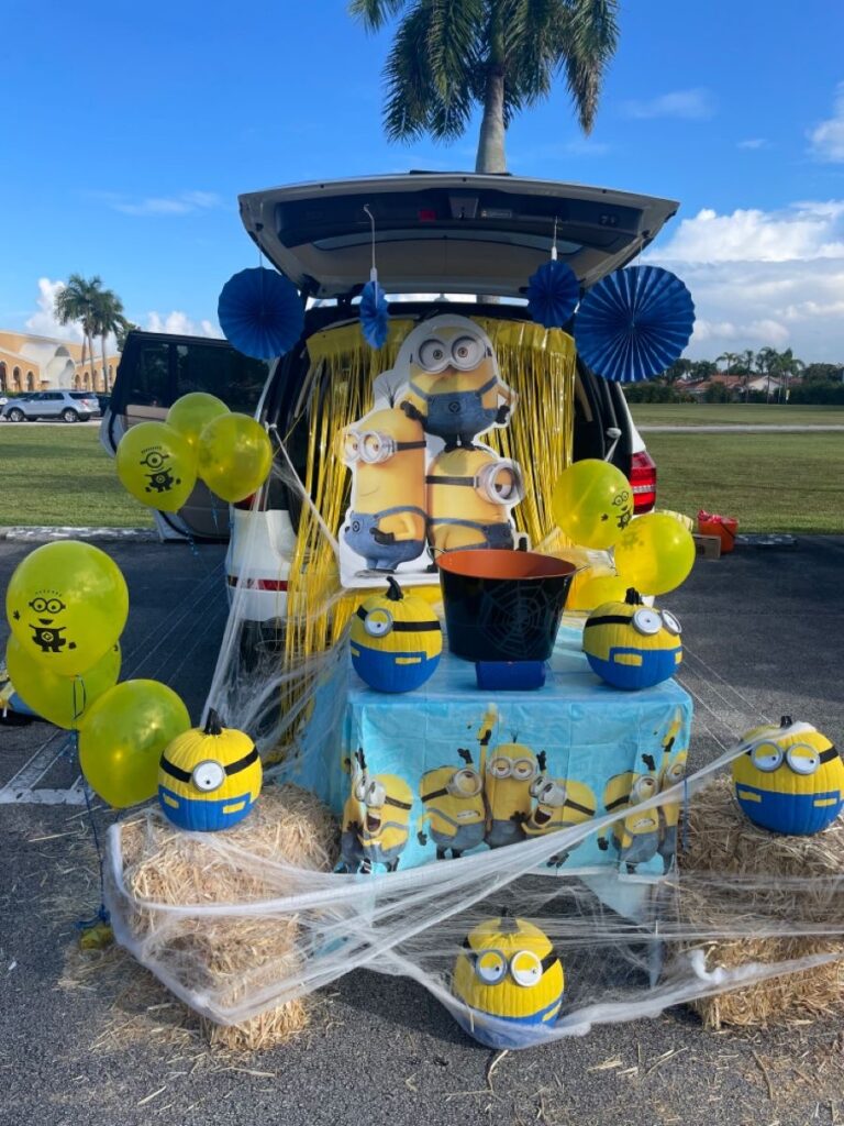 trunk or treat ideas for cars