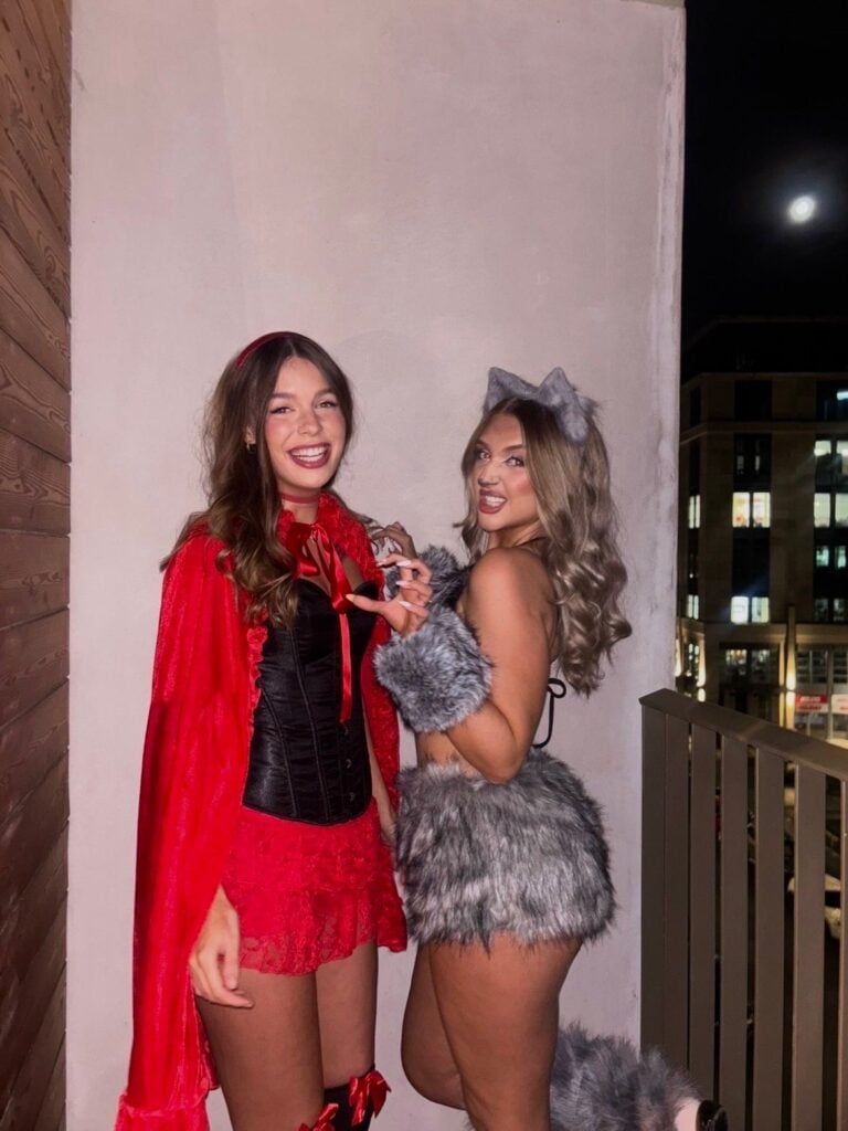 trendy duo halloween costumes