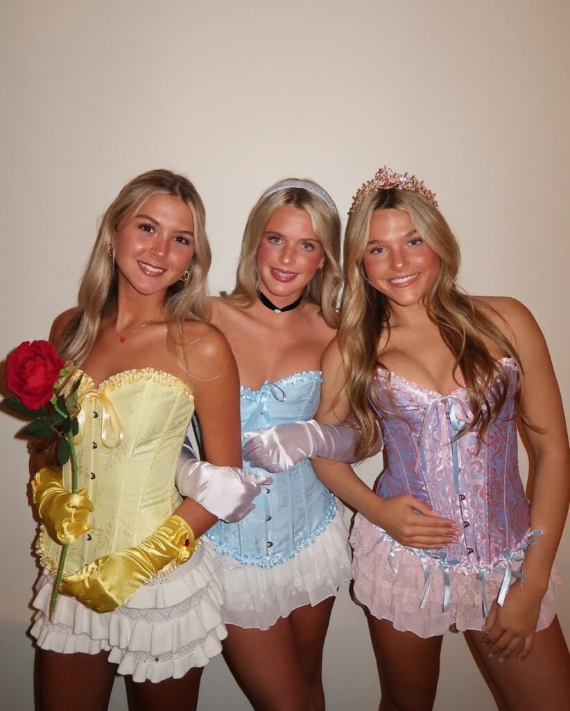awesome trio halloween costume ideas