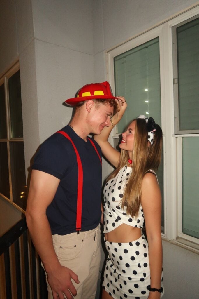 COUPLES HALLOWEEN COSTUME IDEAS